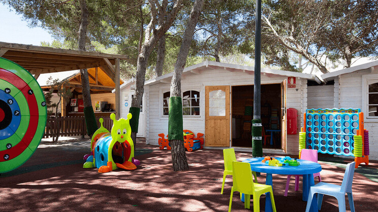 Alua Suites Las Rocas